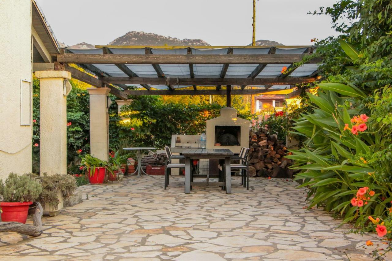 Lefkes Apartments 2 Αχαράβη Εξωτερικό φωτογραφία